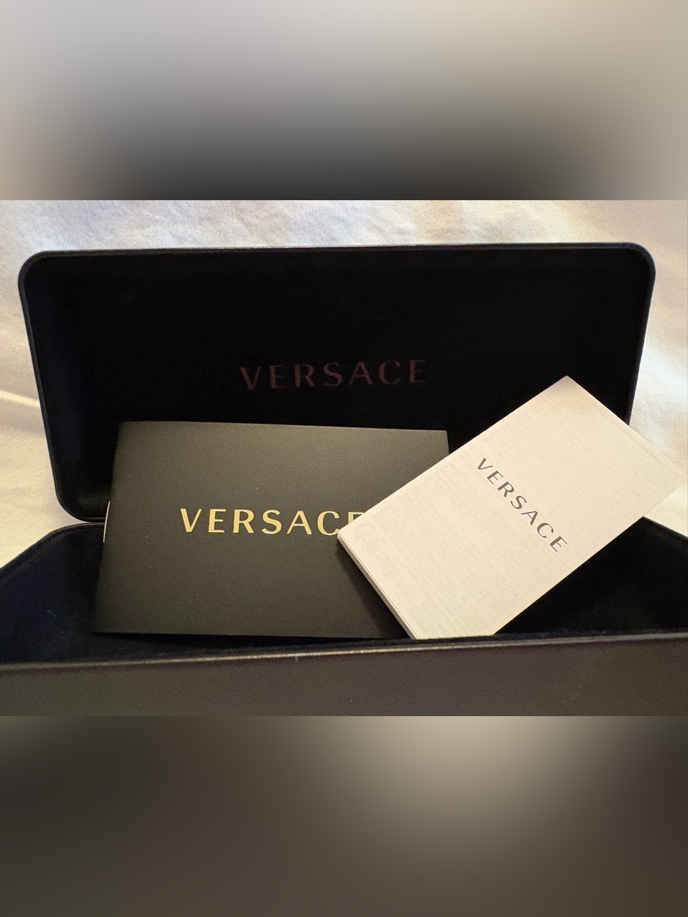 Versace "Manifesto" collection - Women’s model 12526U (NWOT) - Picture 4 of 10